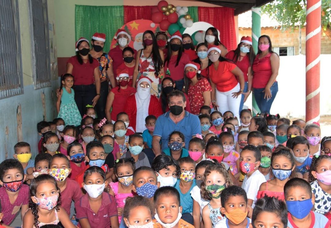 Projeto Natalino do Centro de Educação Infantil Tia Consuelo-Bairro Vila Nova Conquista.
