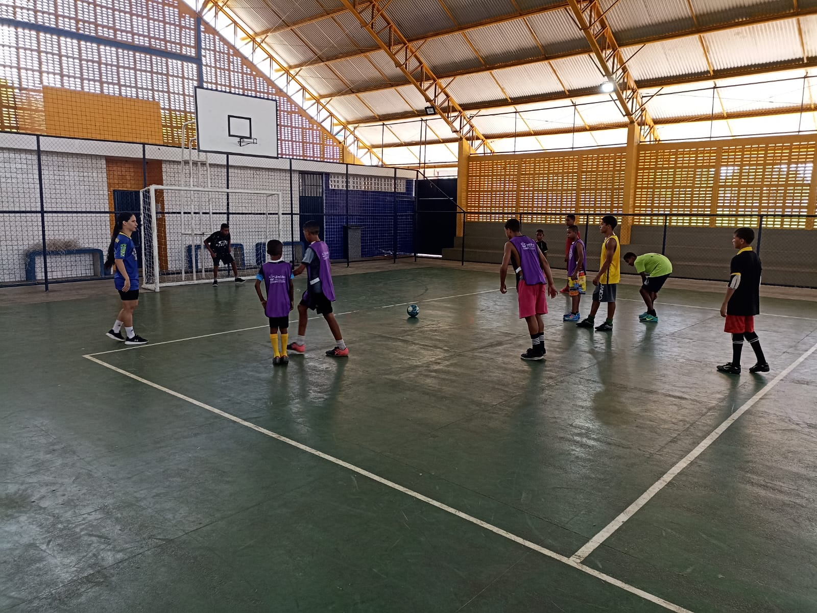 Vila Nova Conquista ganha escolinhas de futsal e vôlei